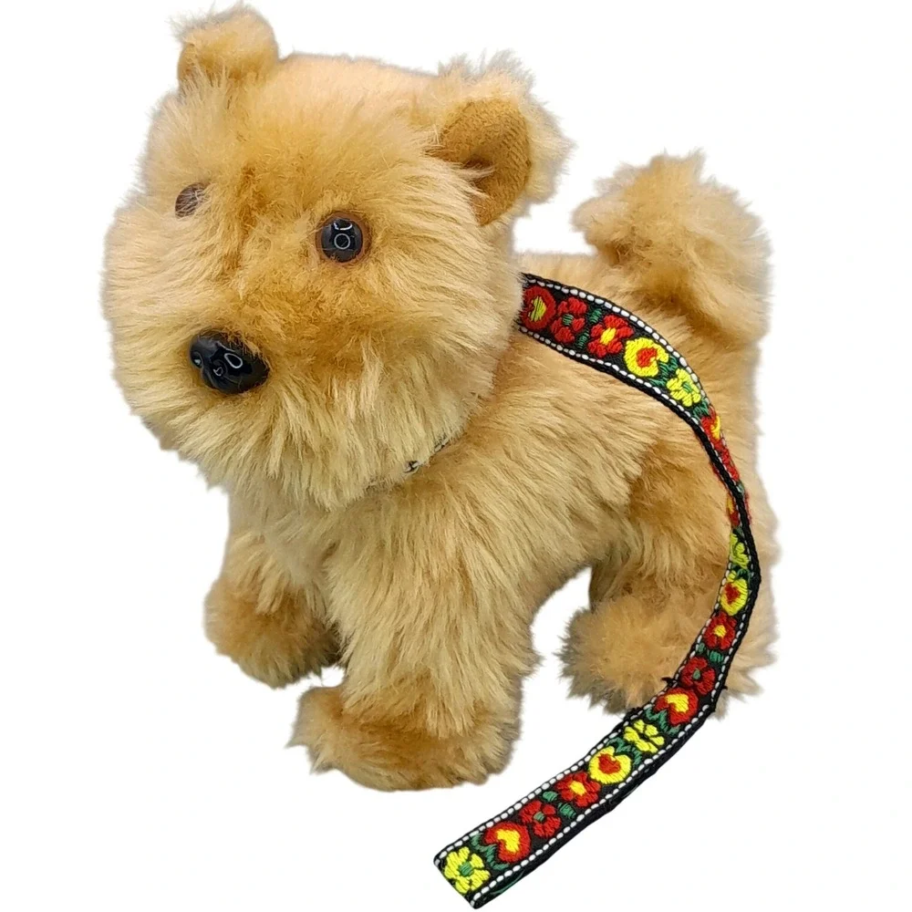 American Girl Doll Pet Honey Golden Retriever Dog Plush with Floral Leash L07